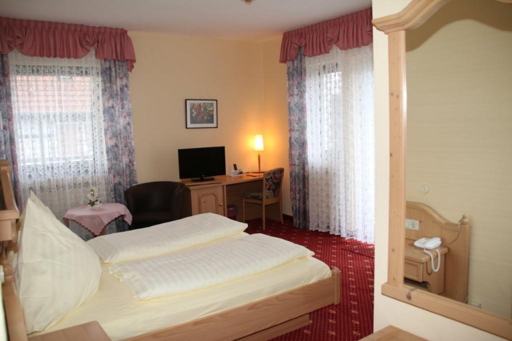 Landgasthof Hotel Bechtel Zella Dış mekan fotoğraf